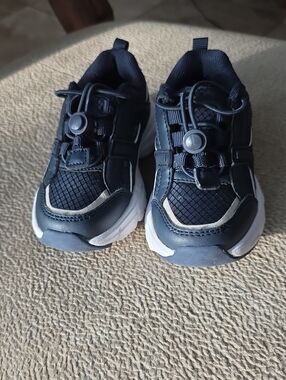 Primark Navy and White Kids Sneakers with Toggle Lace